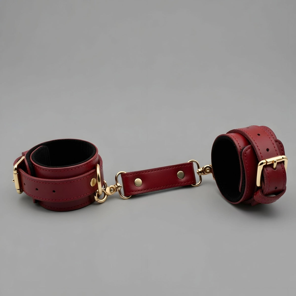 Burgendy Leather Set Cuffs Collar Leash Restraints Kit Gold